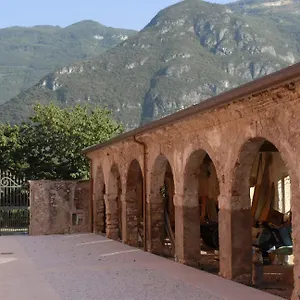 Al Palazzo Alloggio per agriturismo Rivalta di Brentino